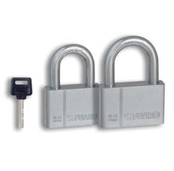 Замок навесной PL-2570 (70мм) 4 "фин." кл. БЛИСТЕР 6шт. (48шт.уп.) Замок навесной PL-2570 (70мм) 4 "фин." кл. БЛИСТЕР 6шт. (48шт.уп.)